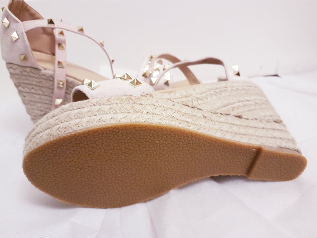 Weges rosa mit Gold Nieten 