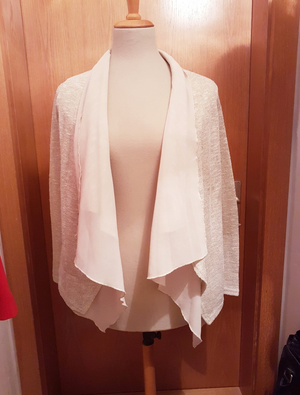 neuer beige cardigan