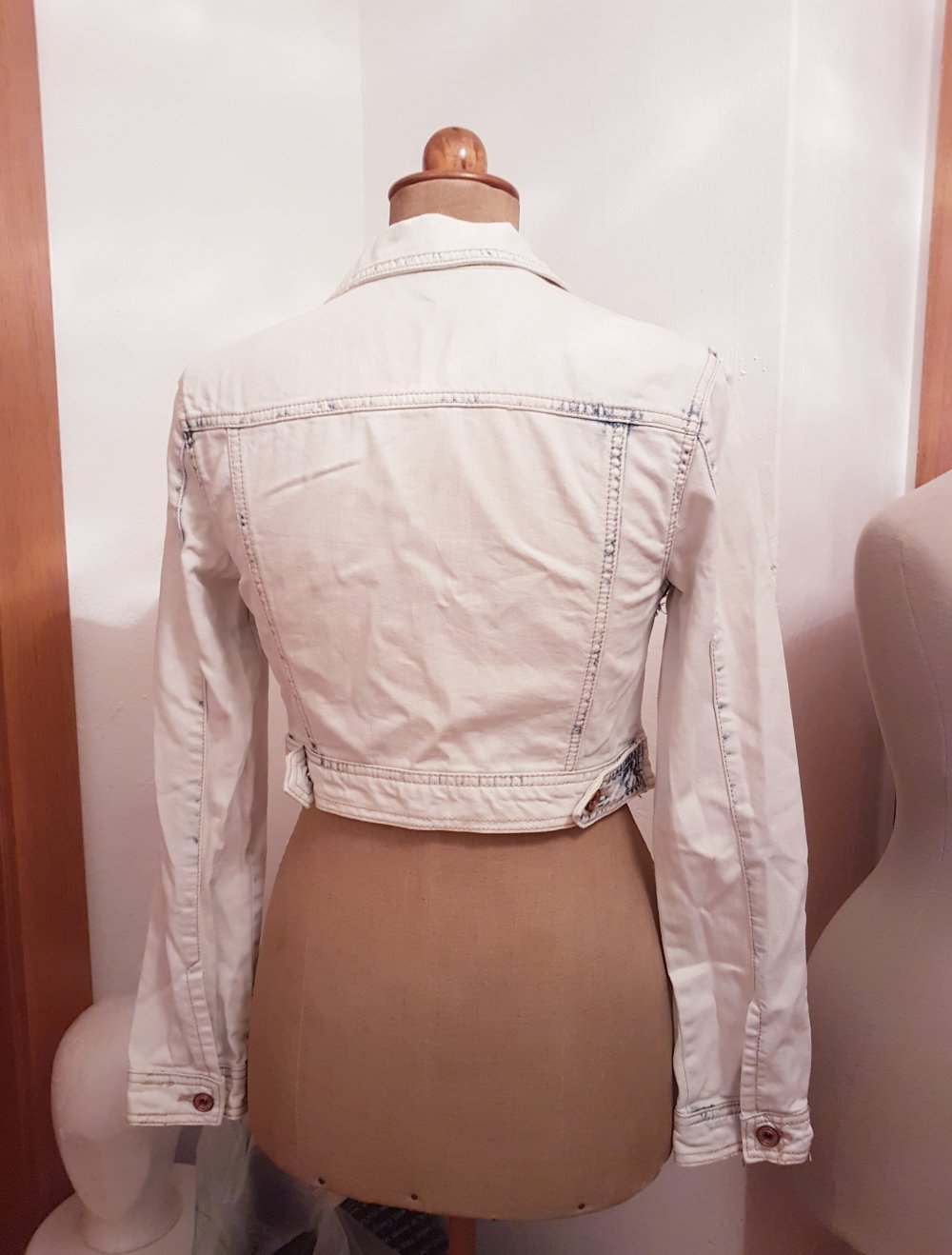 neuer jeansjacke batik