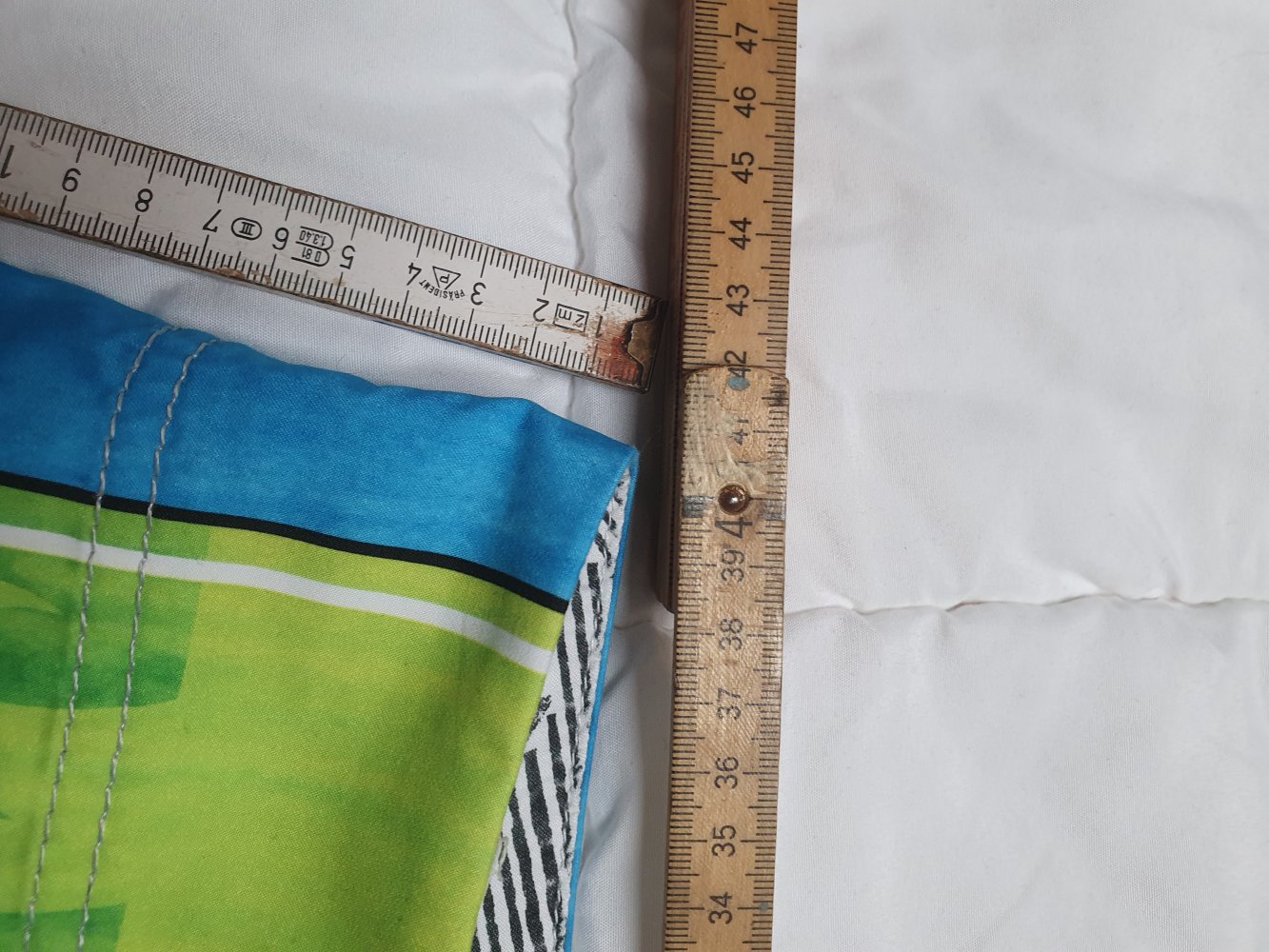 BillaBong kurze Hose in Badehosen Stil bunt in Größe M 