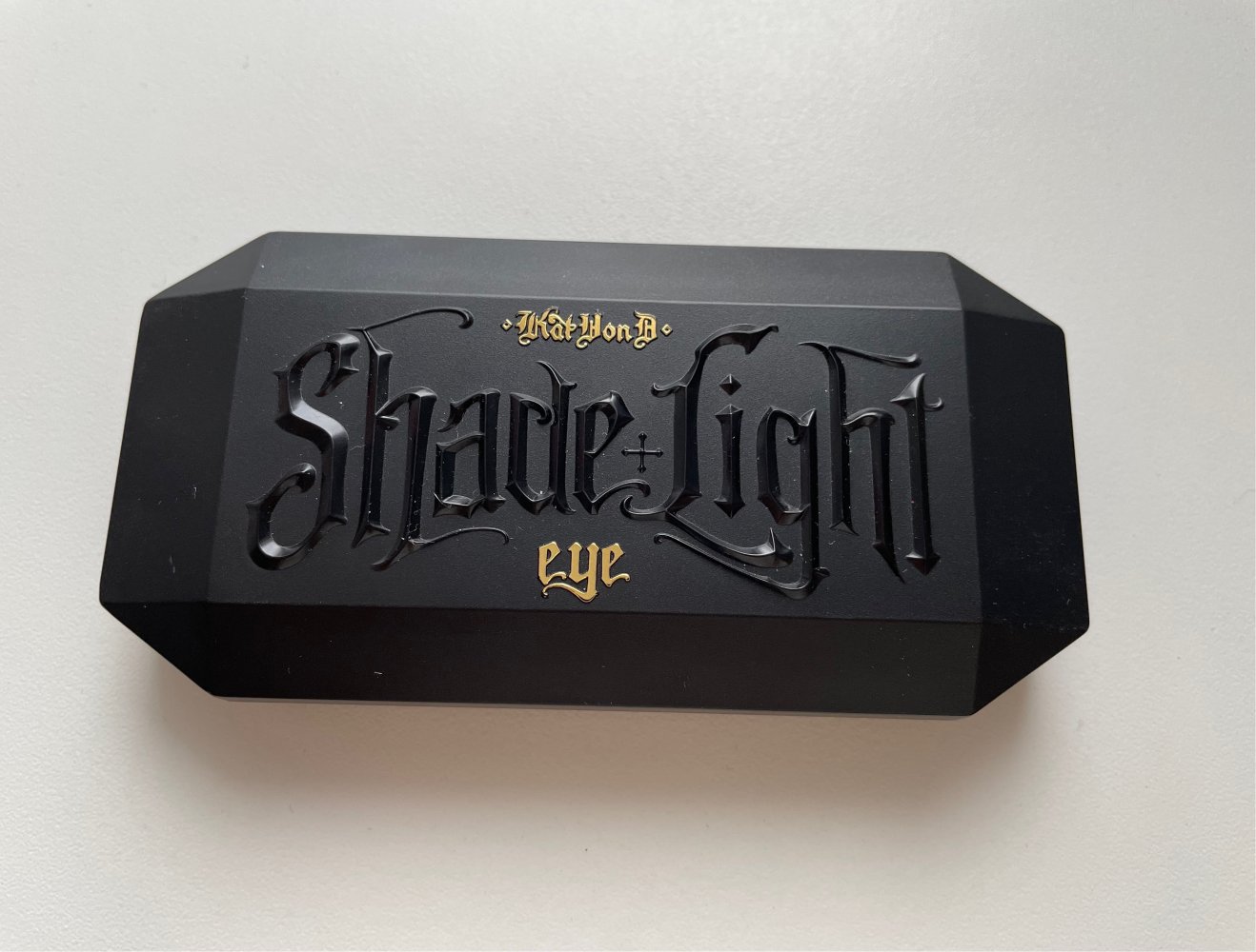 Kat von D Eyeshadow Palette