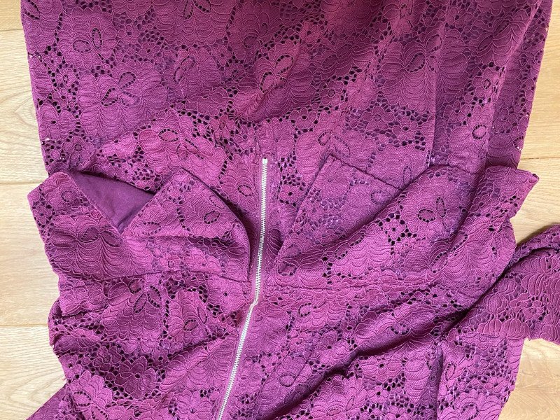 Kleid mit Schößchen Spitze Marke Alfredo Pauly