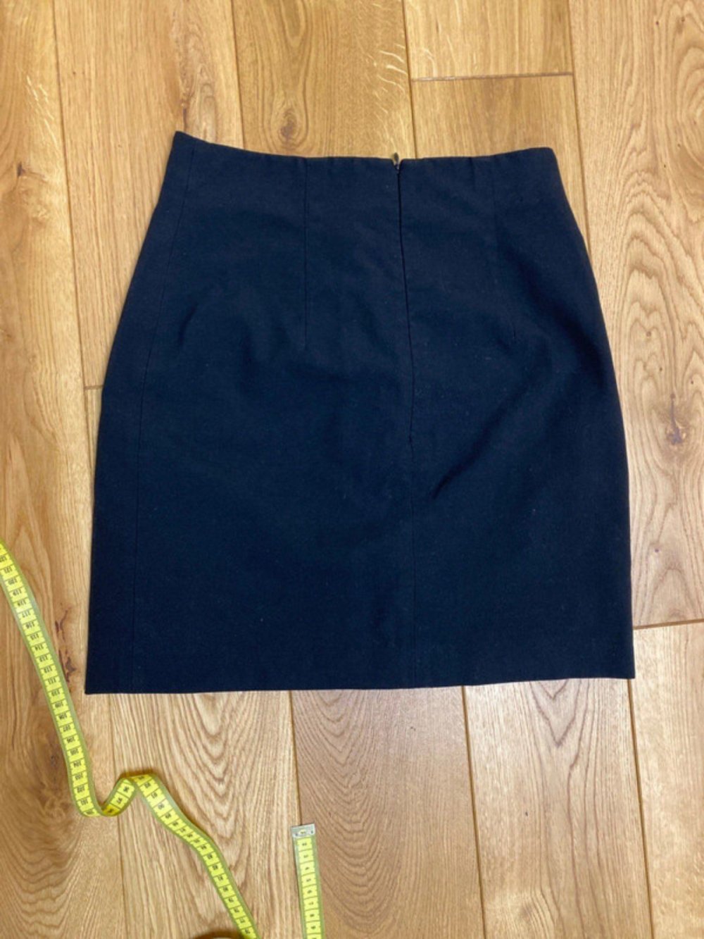 Kurzer schwarzer Rock Größe xs 