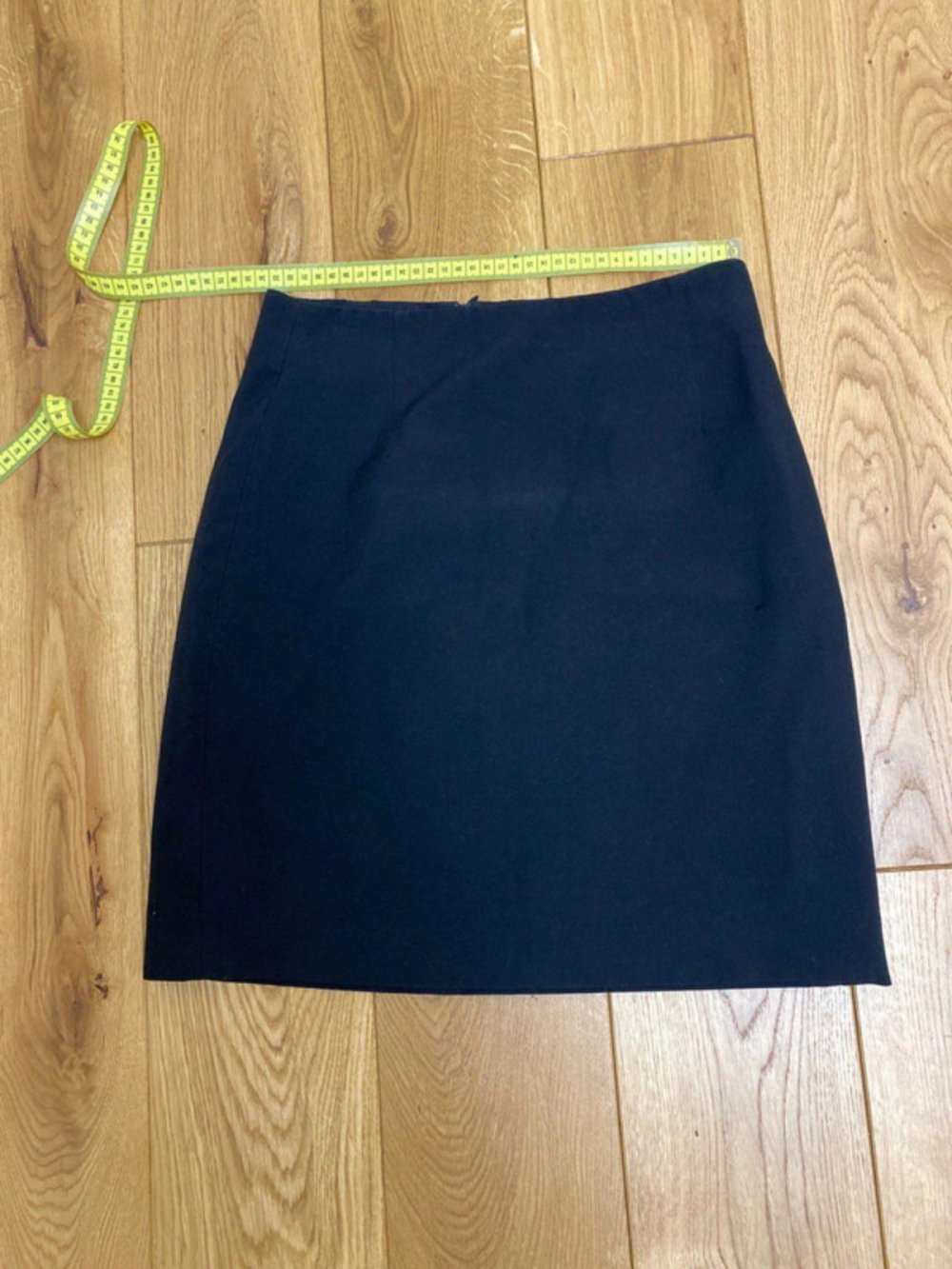 Kurzer schwarzer Rock Größe xs 