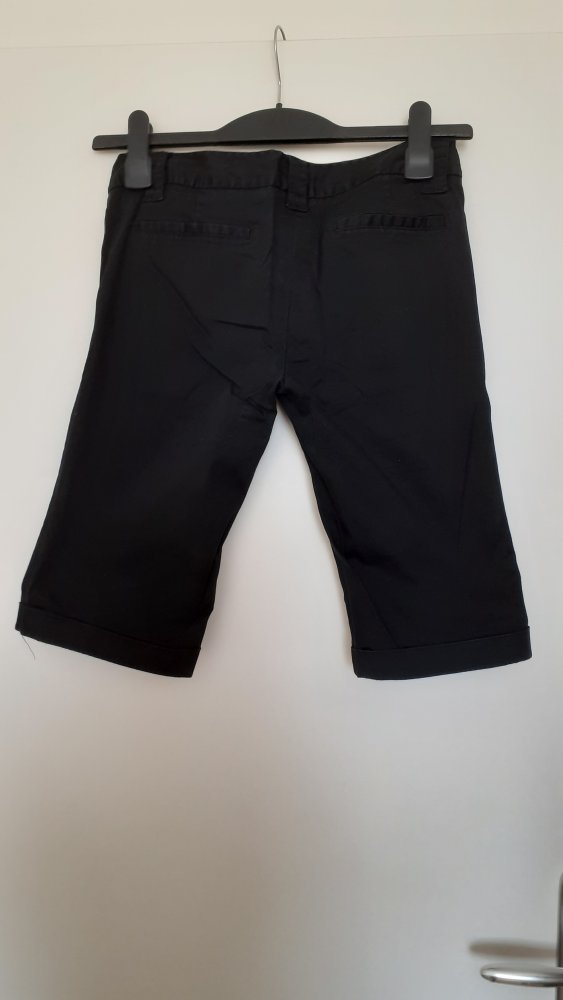 Kurze Hose Gr. 36