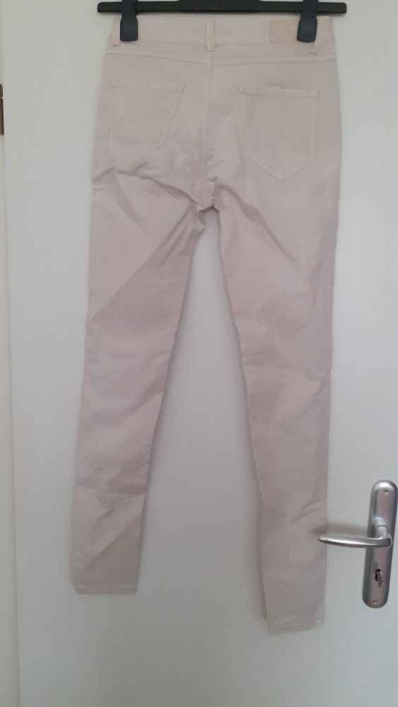 Jeanshose Gr. 34 Rosa