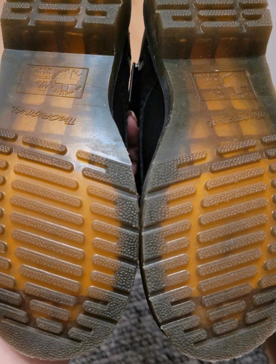 Ein weiteres Paar dog martens Damen Schuhe