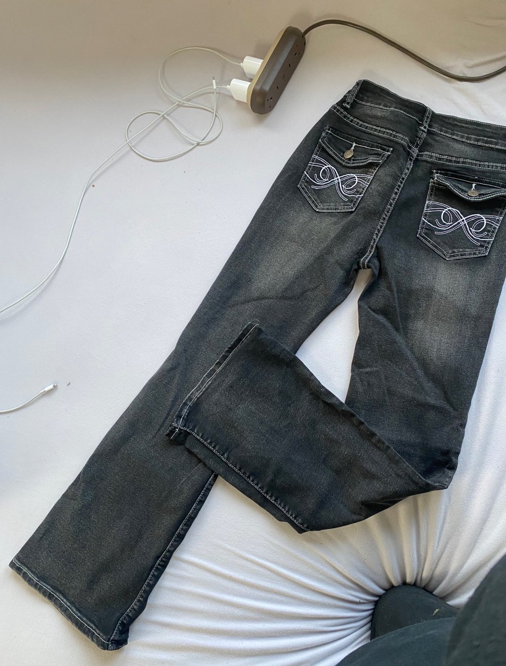schwarze Schlaghose Jeans y2k