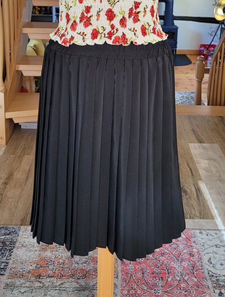 Schwarzer Plissee Rock Faltenrock