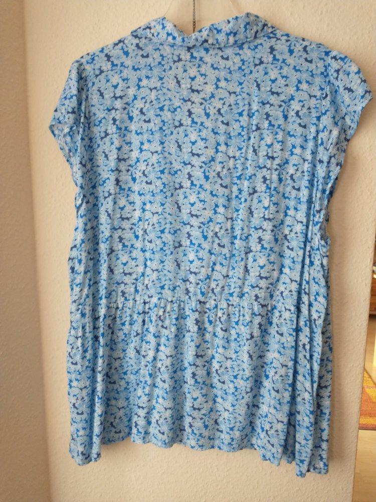 Leichte Sommerbluse ungetragen!