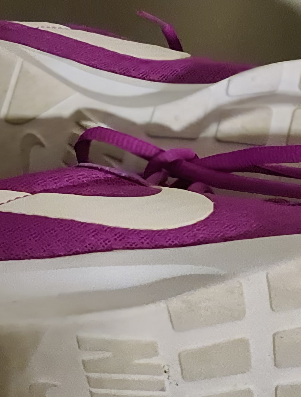 Nike Sportschuh Gr. 40