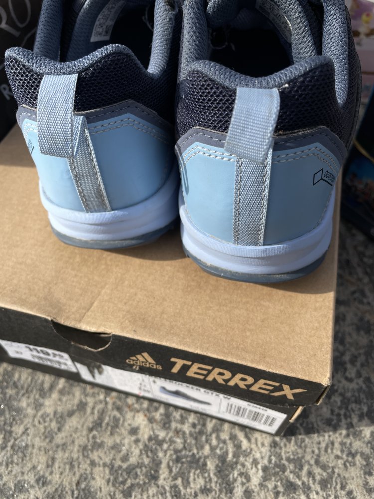 Gorretex Schuhe  von Addidas