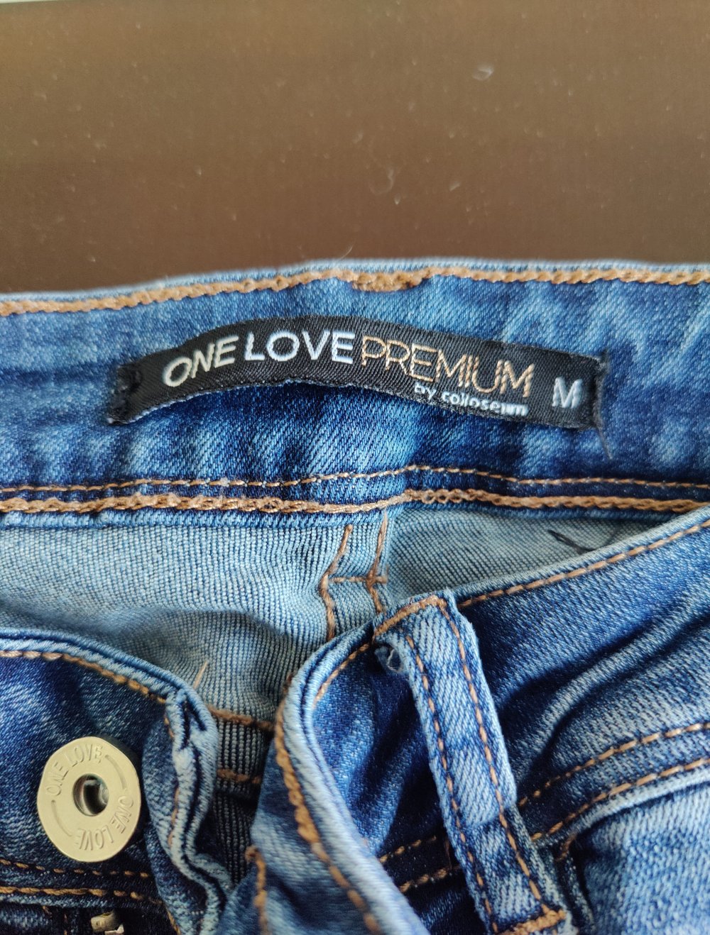 Jeans schmal geschnitten