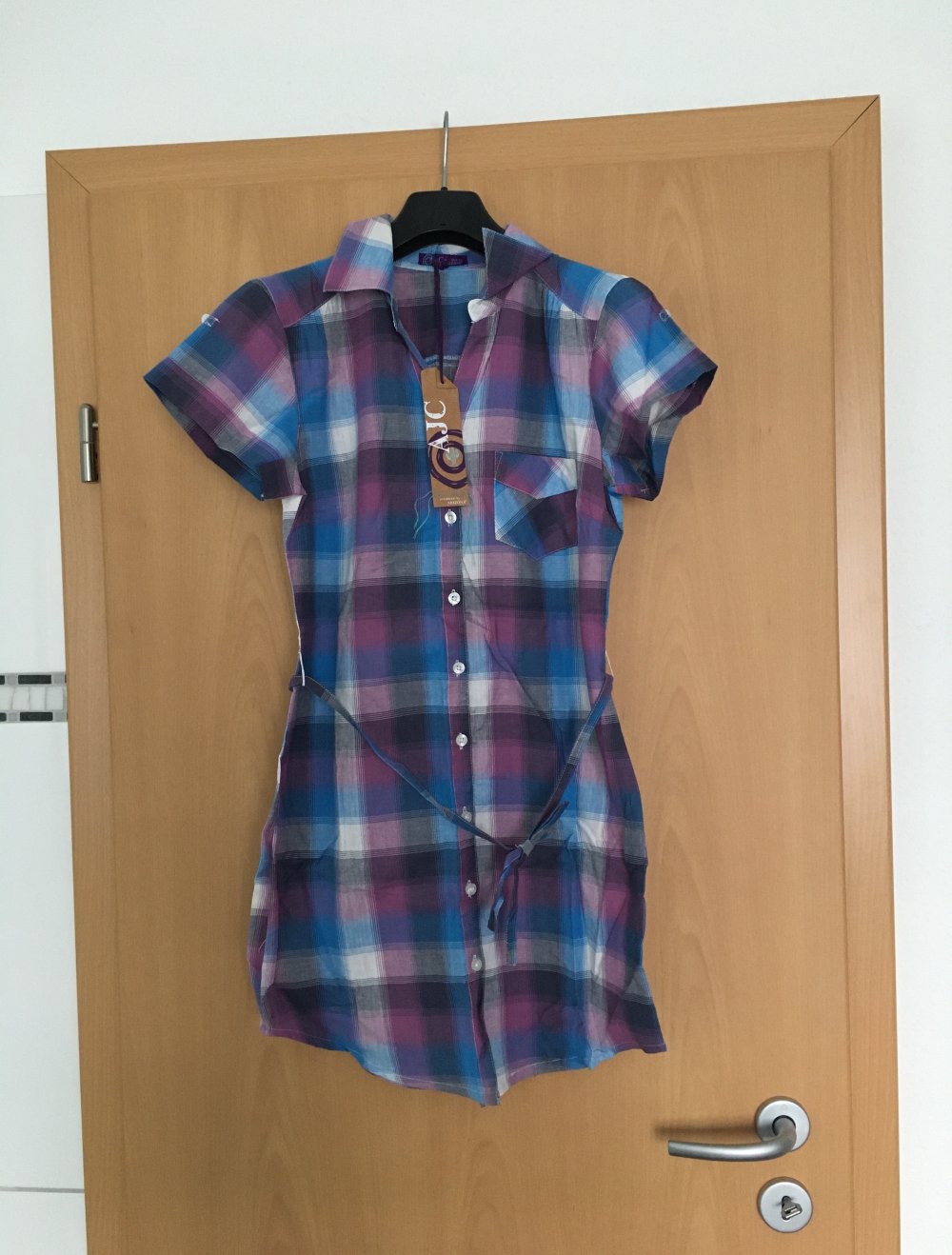 neue und ungetragene Longbluse