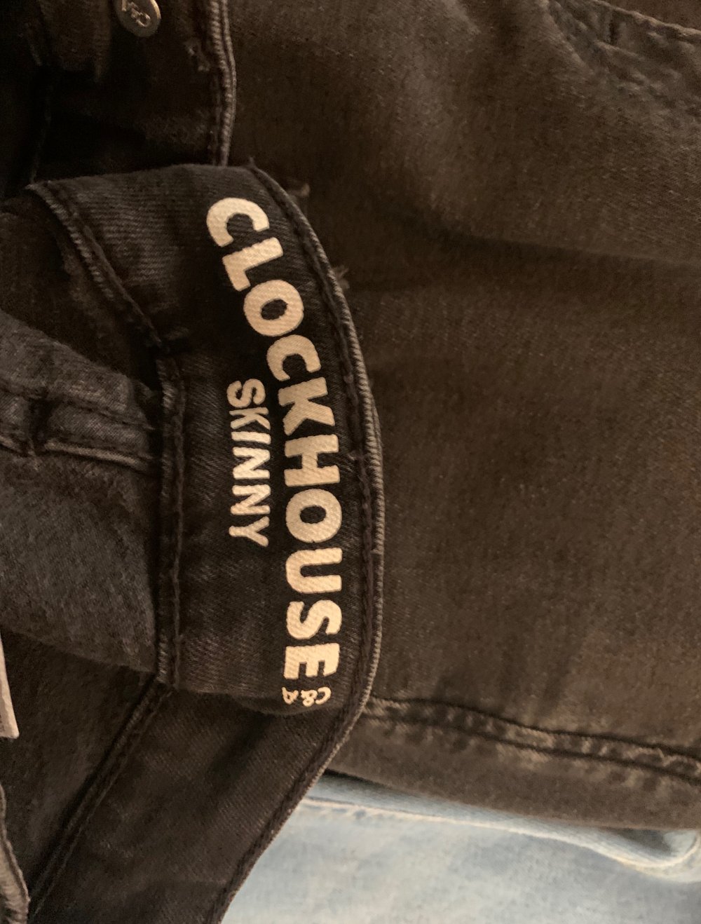 verschiedene lange Hosen