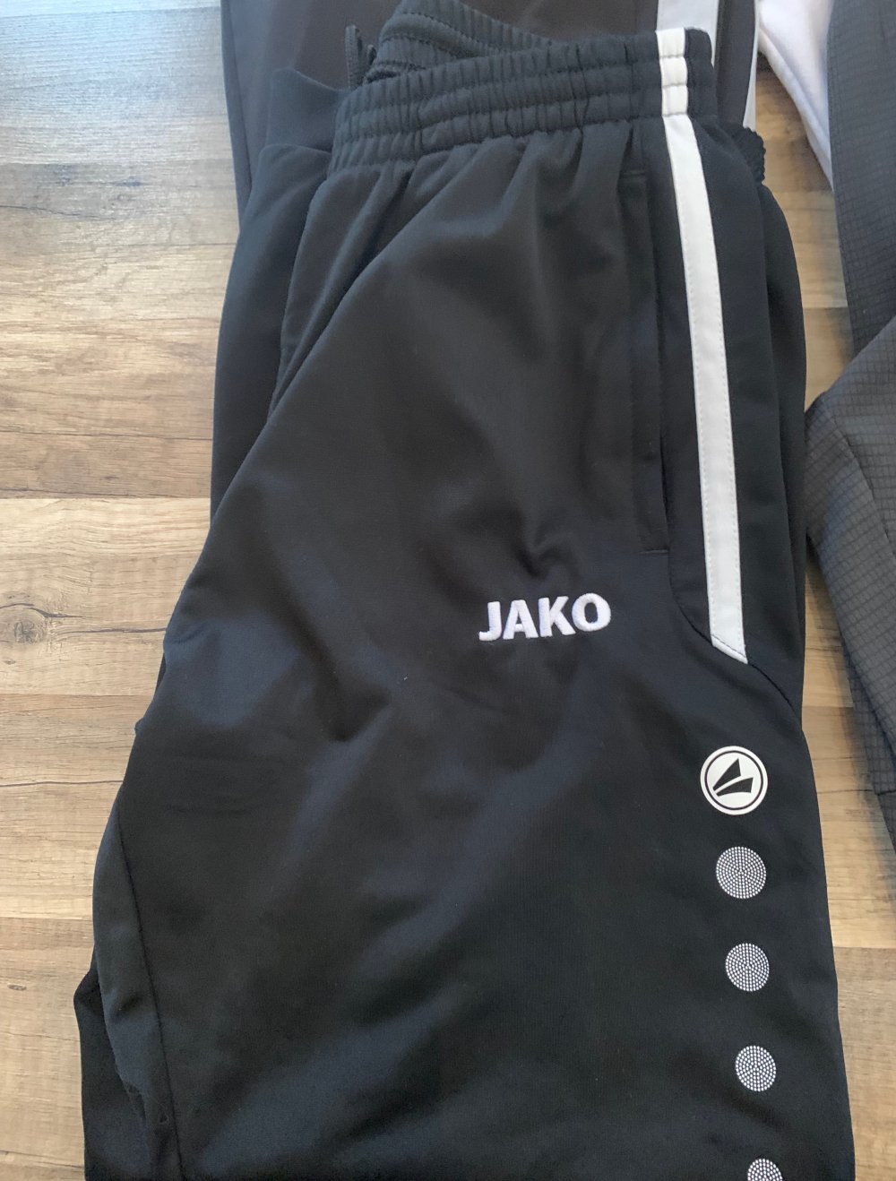 verschiedene lange Hosen