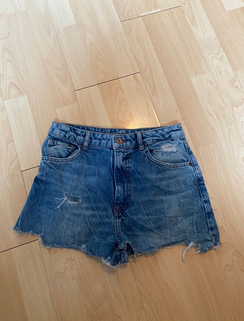 Kurze Jeans, Grösse S