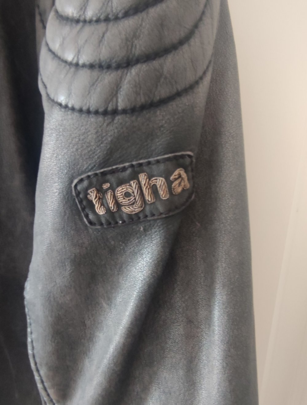 Tigha Lederjacke selten getragen