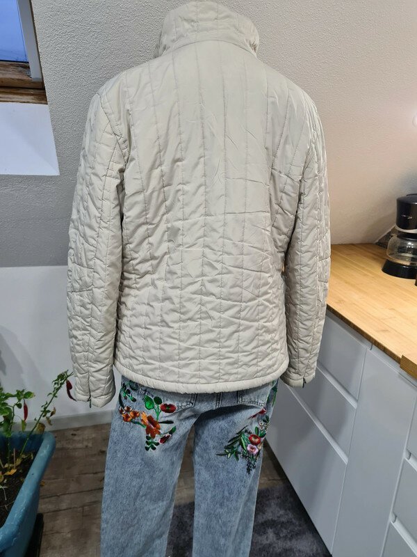 Steppjacke Gr. 38 beige Amisu