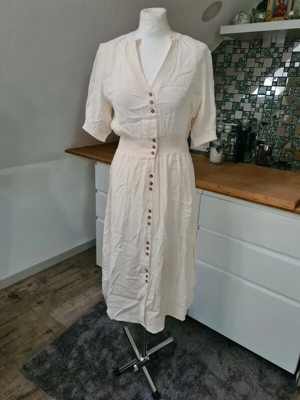 Yas Sommerkleid Blusenkleid Gr. Xs creme viscose Kleid