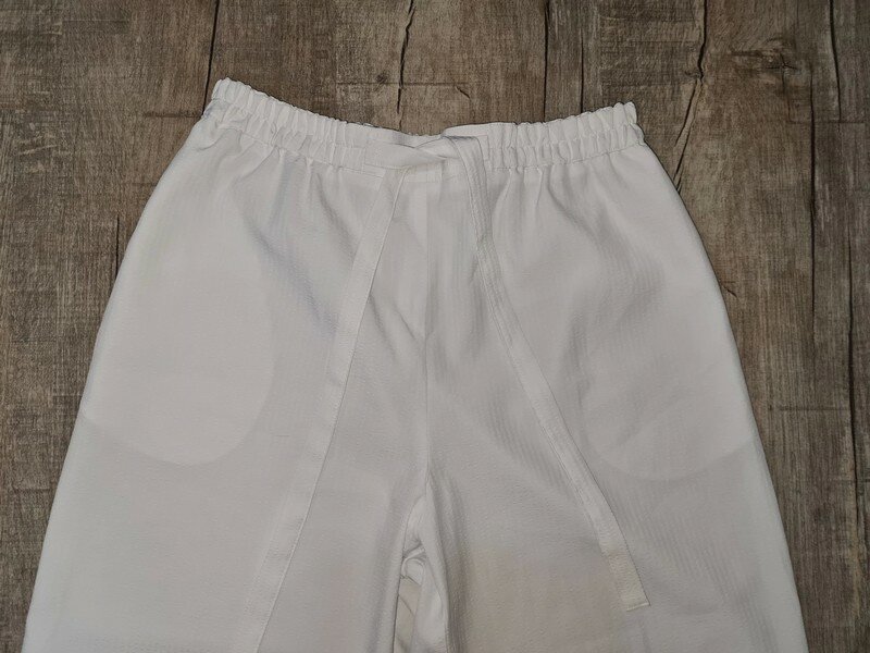 Weiße Hose Gr. 40 Polyester 7/8 Länge