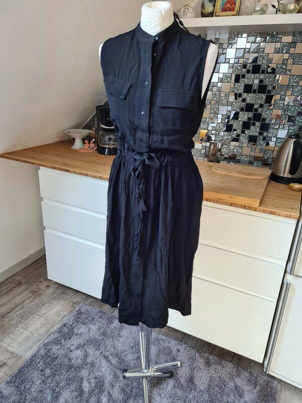 Sommerkleid Midikleid YAS Gr. XS (34-36) Oversize schwarz Viscose Kleid Blusenkleid