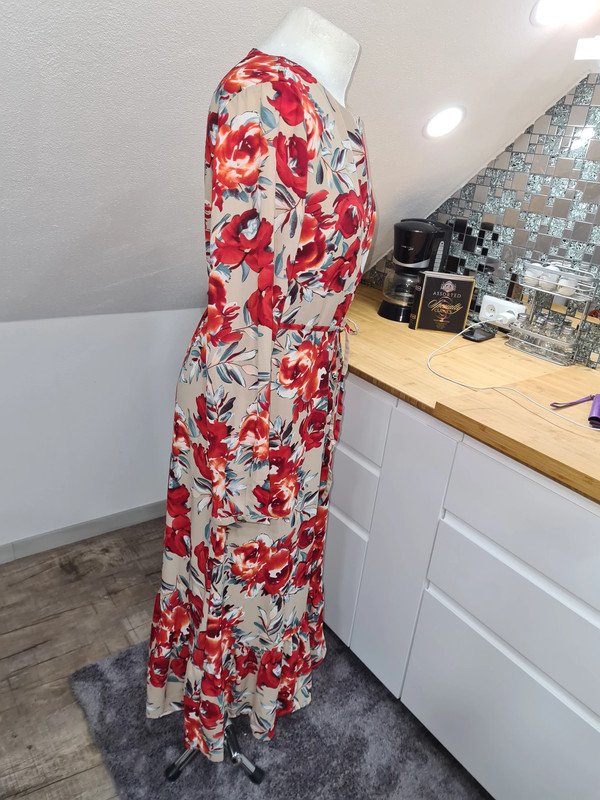  Midikleid Vila Gr. 38 €40 Langarm Kleid beige rot weiß grau 