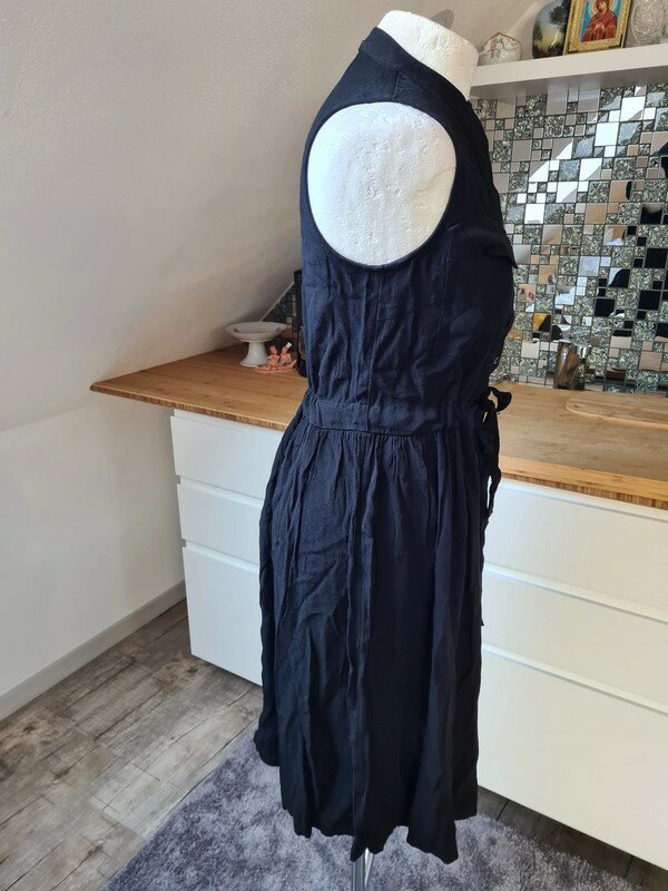 Sommerkleid Midikleid YAS Gr. XS (34-36) Oversize schwarz Viscose Kleid Blusenkleid