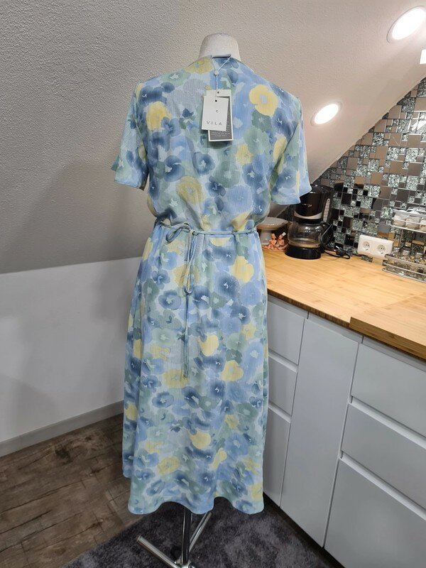 Kleid Wickelkleid Midikleid Gr. 38 Vila NEU 40,€ Sommerkleid casual basic