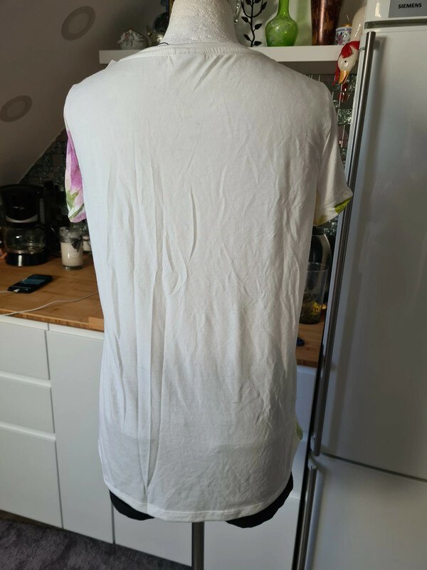 T-Shirt Shirt Only Gr. M (38) weiß Blumen Print