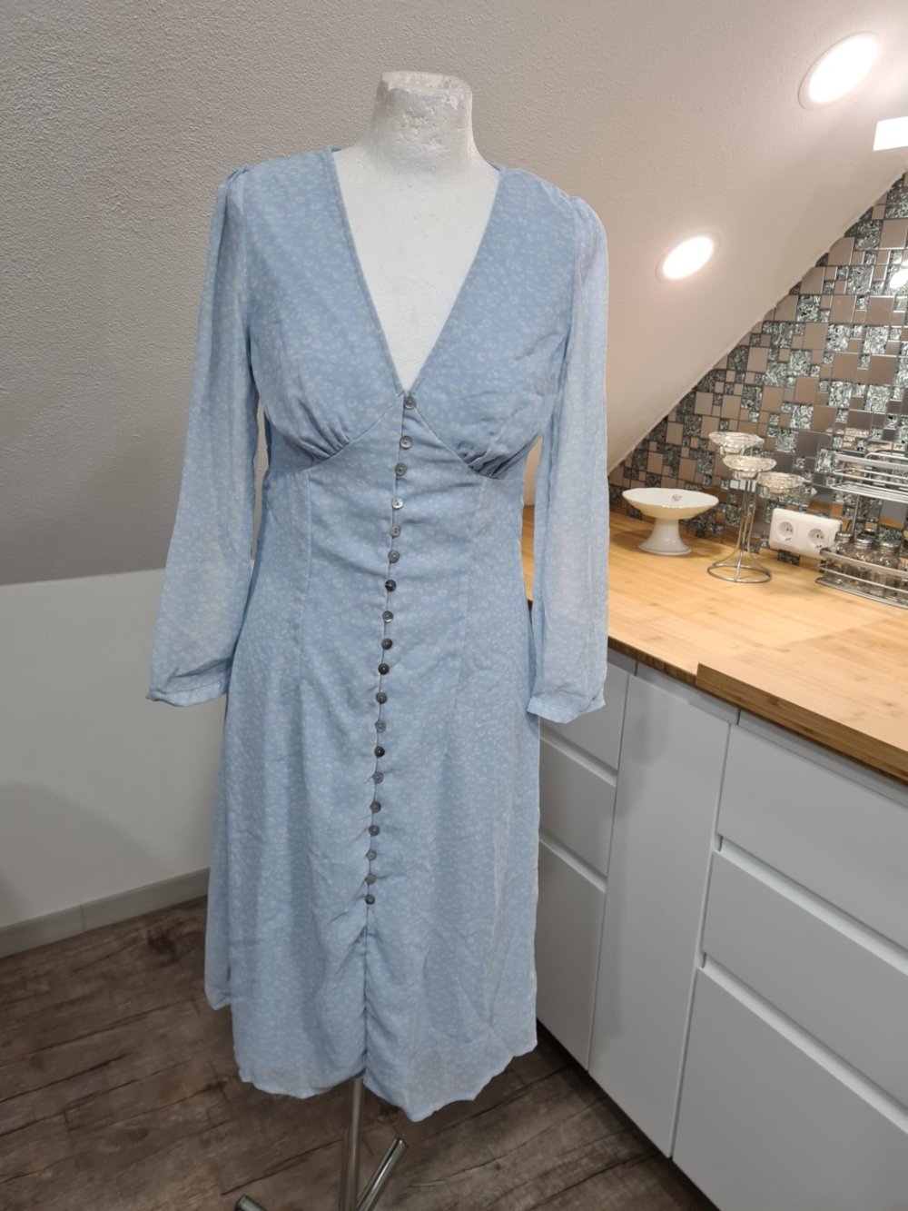 Midikleid Vero Moda Gr. S € 45 Neu hellblau weiß Kleid Blusenkleid