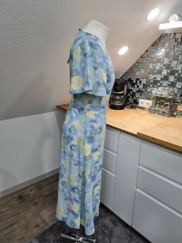 Kleid Wickelkleid Midikleid Gr. 38 Vila NEU 40,€ Sommerkleid casual basic