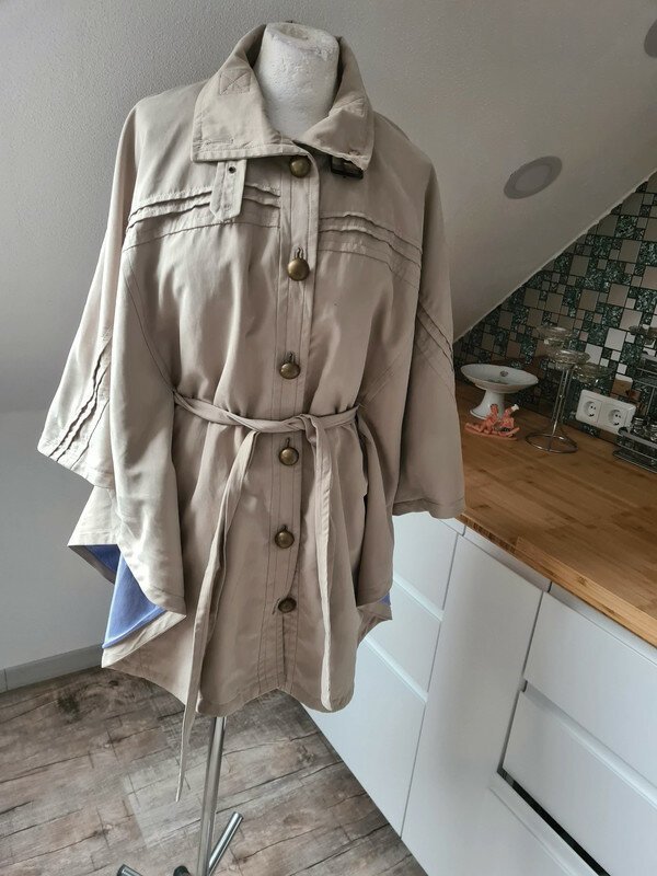 Übergangsjacke Poncho Vila Gr. M beige Cape Overcoat