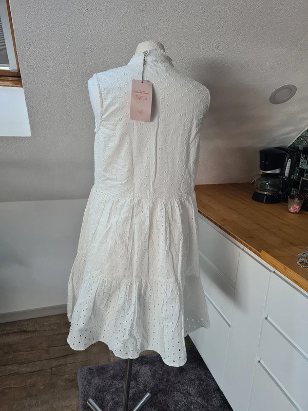 Pieces Kleid Baumwolle mit Lochstickereien Gr. XS - S weiß Neu €50