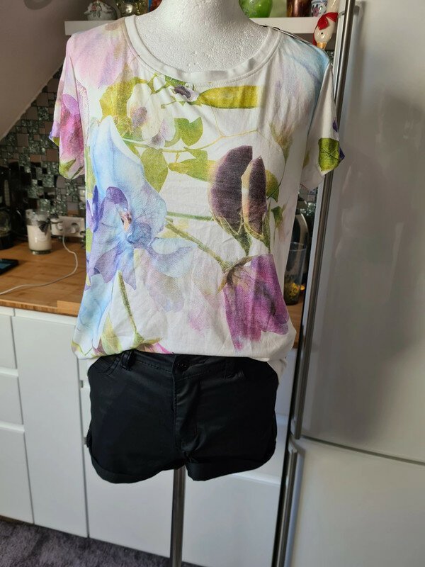 T-Shirt Shirt Only Gr. M (38) weiß Blumen Print