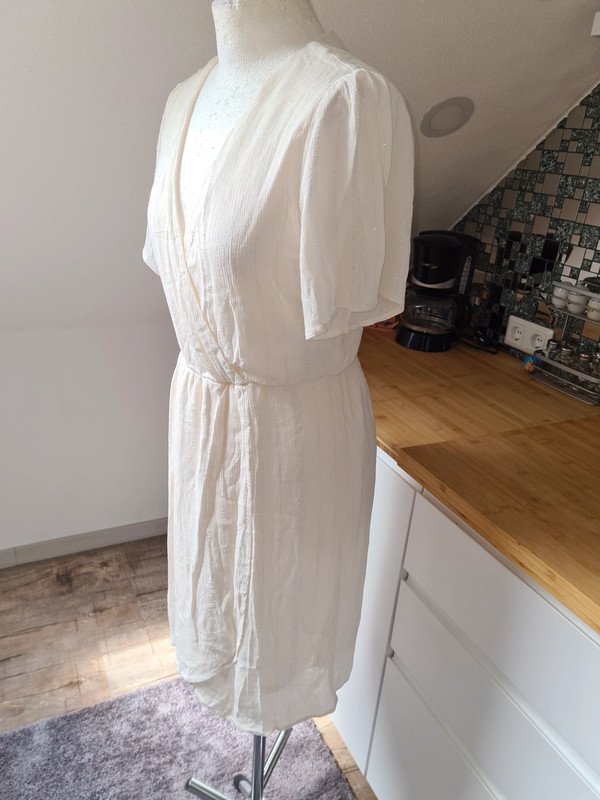 Sommerkleid Gr. 38 Vila creme/silber €50