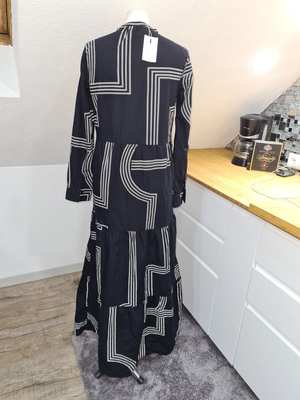 Maxikleid Only Gr. 34 (XS-S) Langarm Kleid schwarz / weiß Baumwolle