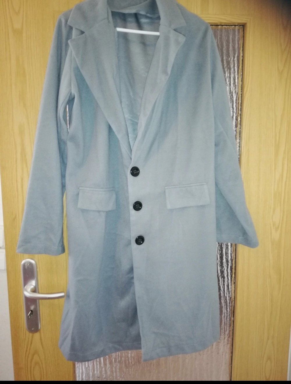 Grauer Mantel neu Gr 42