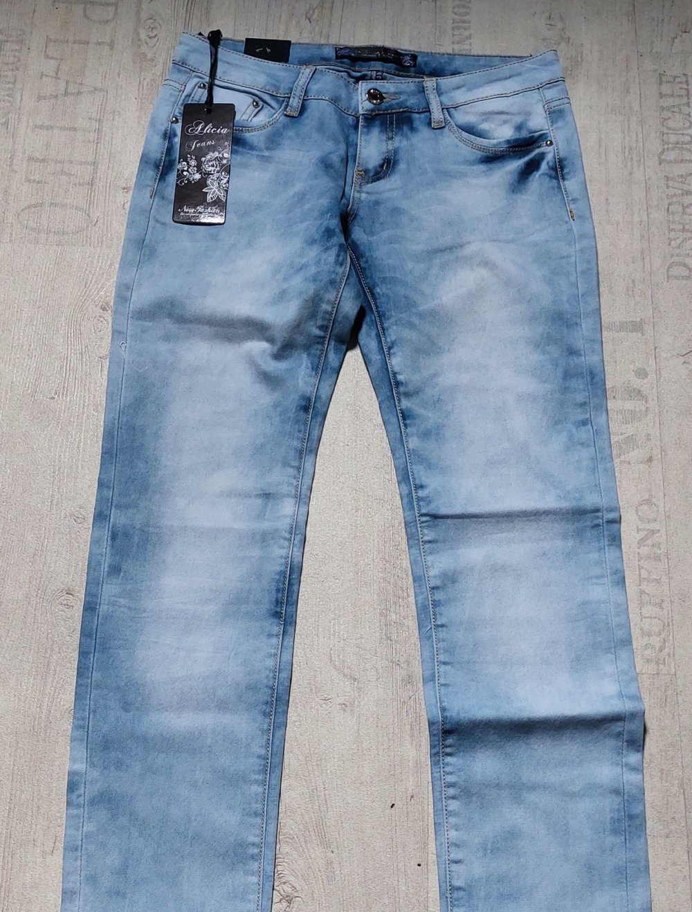 Jeans Neu