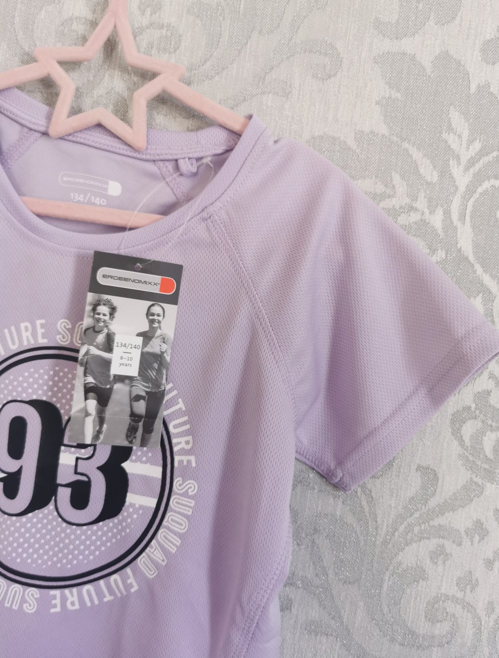 Sport Tshirt Gr. 134/140 in lila besonders atmungsaktiv Neu mit Etikett