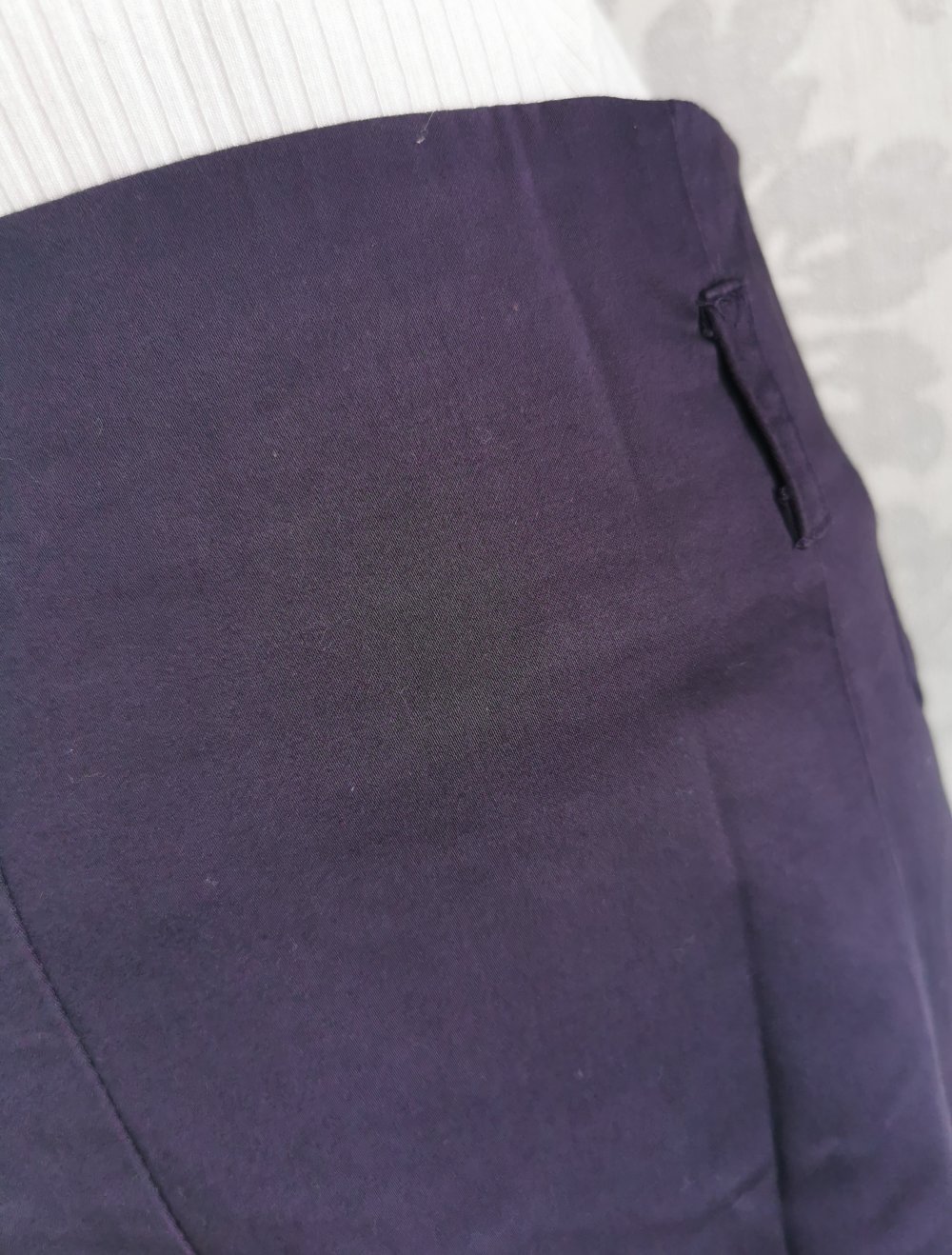 Zero Rock Gr. 44 in dunkellila Baumwolle stretchig Modell Sienna