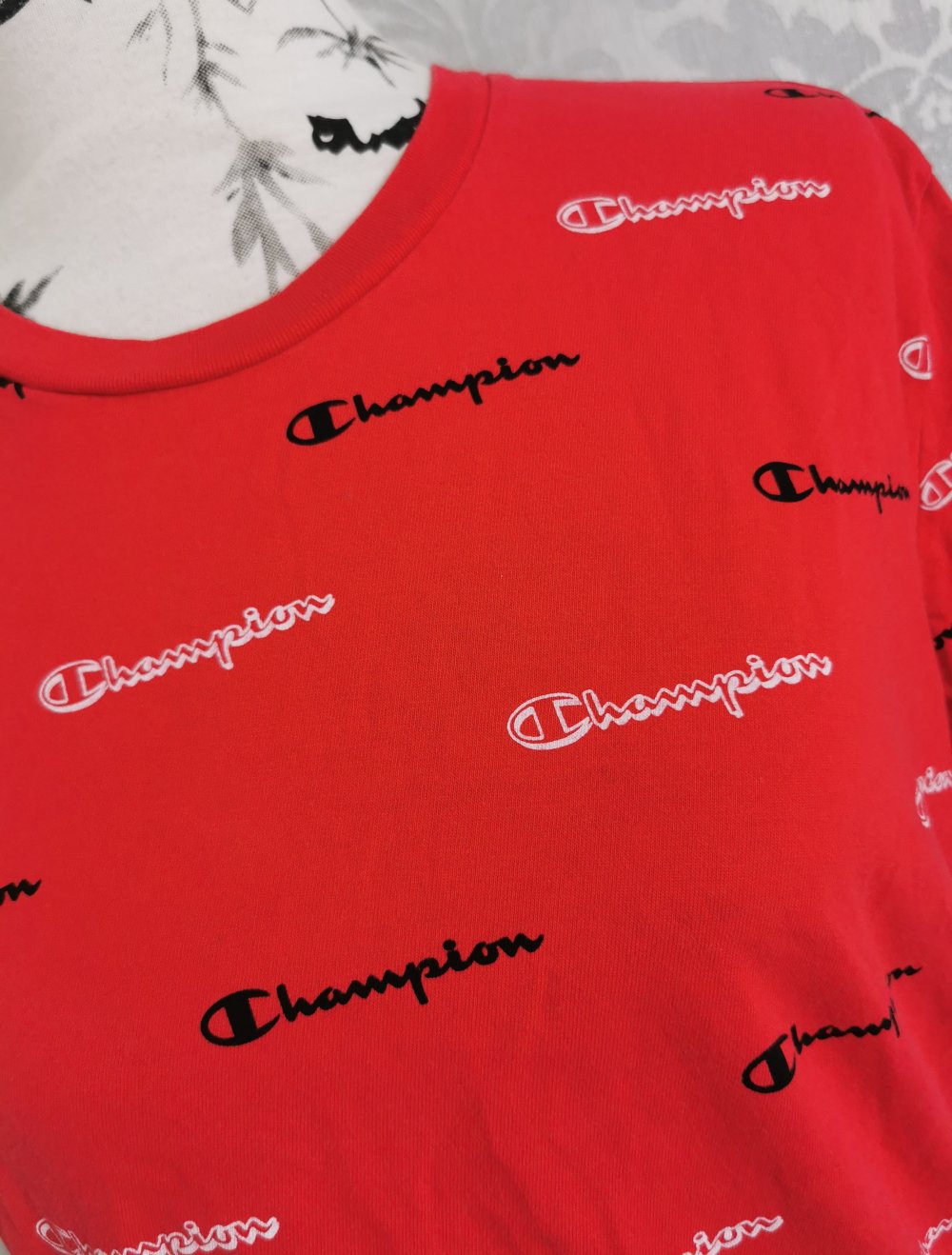 Champion Tshirt Gr. M in rot 100% Baumwolle