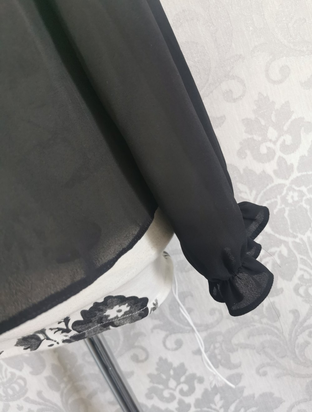 Primark Bluse Gr. 38 schwarz leicht durchsichtig vintagelook Volant Kragen