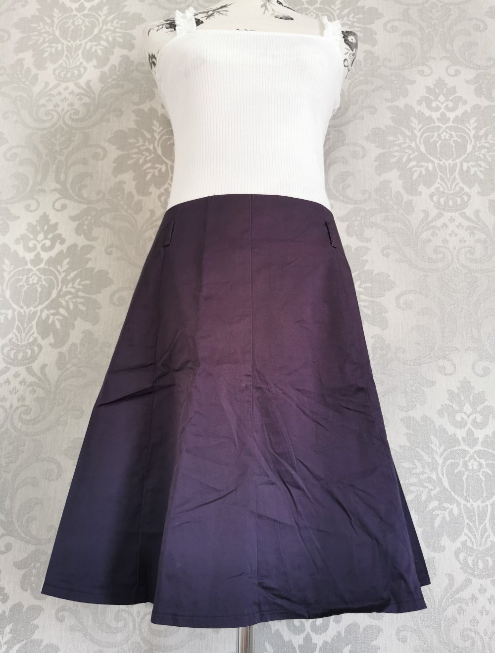 Zero Rock Gr. 44 in dunkellila Baumwolle stretchig Modell Sienna