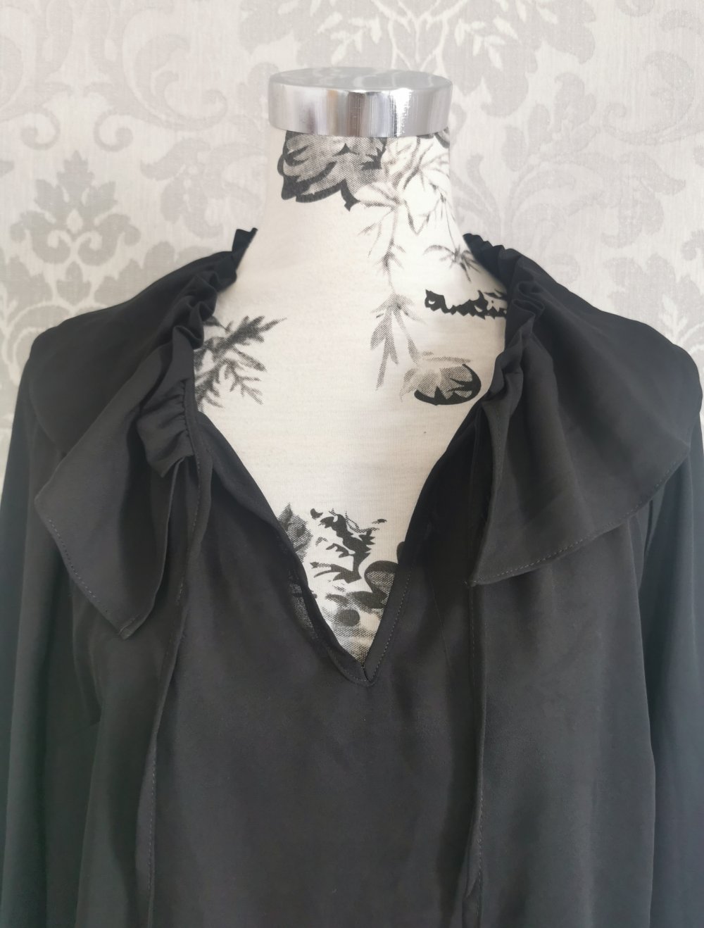Primark Bluse Gr. 38 schwarz leicht durchsichtig vintagelook Volant Kragen