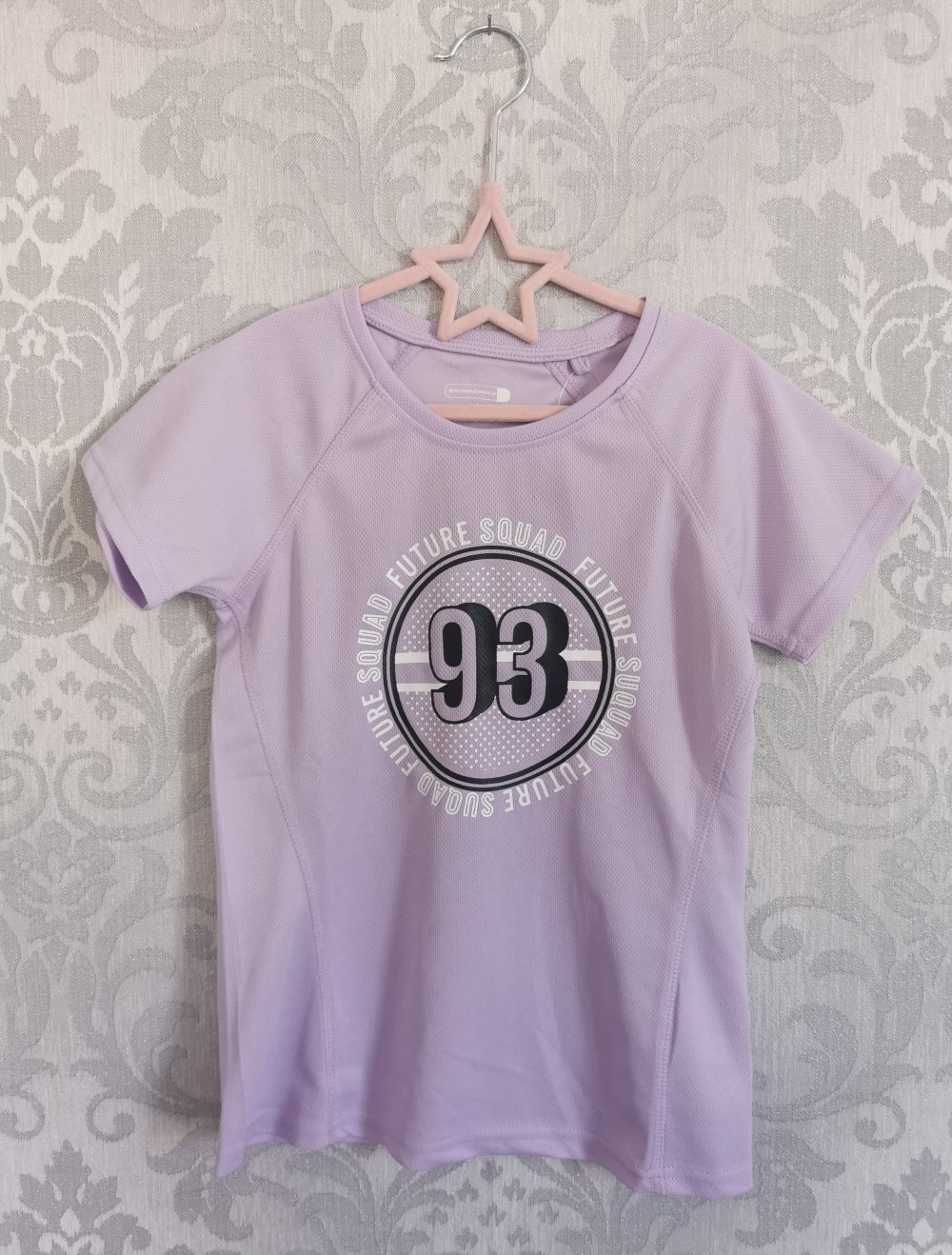 Sport Tshirt Gr. 134/140 in lila besonders atmungsaktiv Neu mit Etikett