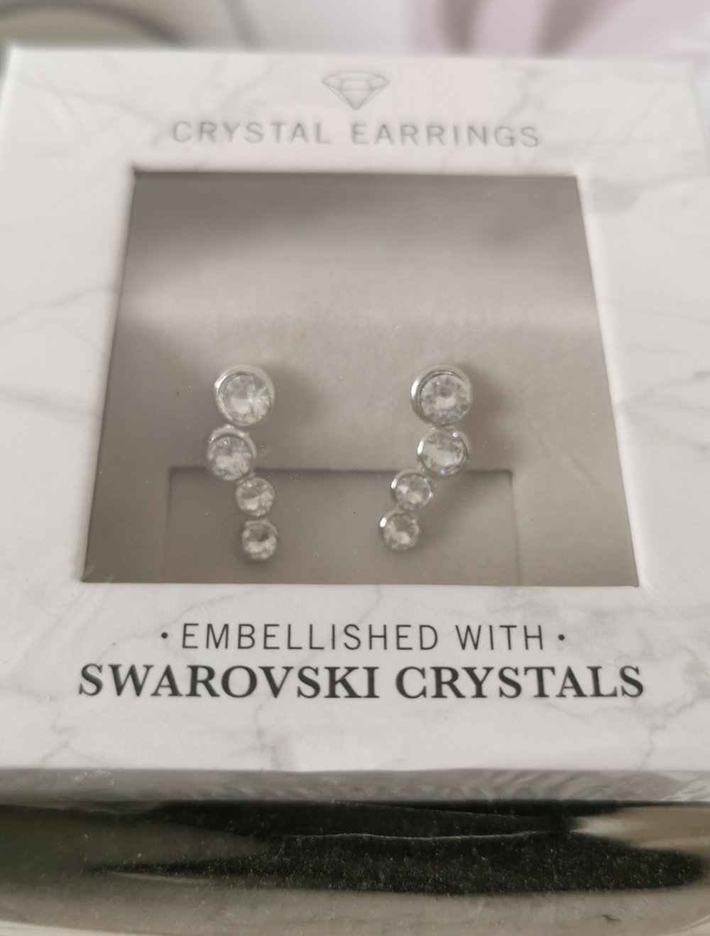 NEU Kristall Ohrstecker in silber mit Swarovski Kristallen