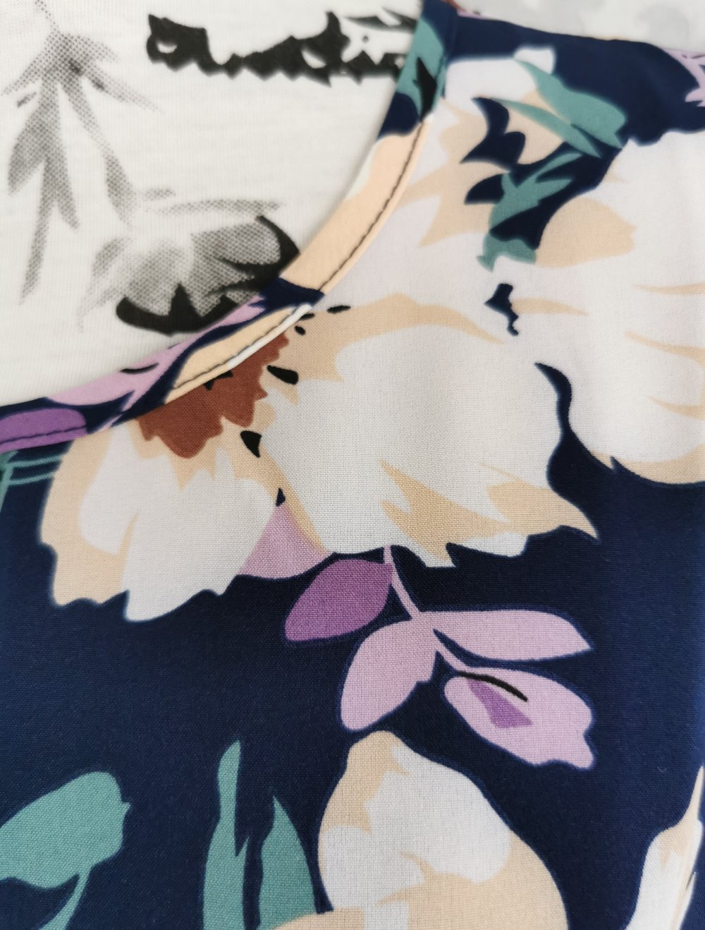 Shein Kleid Gr. S Blumenmuster marineblau lila Neu