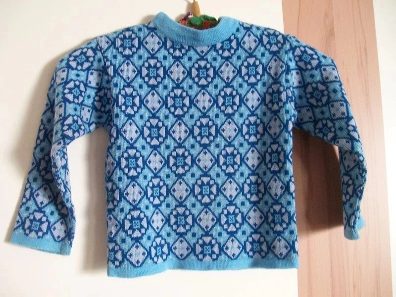 Pullover blau gemustert - Gr. 116 - Vintage  -  aus den 70igern