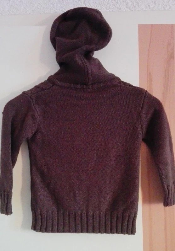 Brauner Strickpulli mit Kapuze - Gr. 86/92 - lupilu